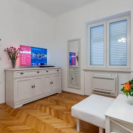 Apartamento Chic In Center Split