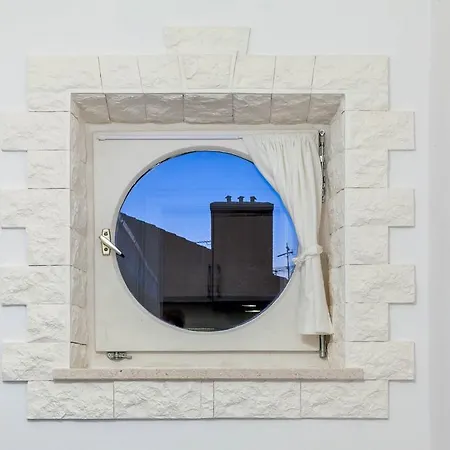 Διαμέρισμα Chic In Center *