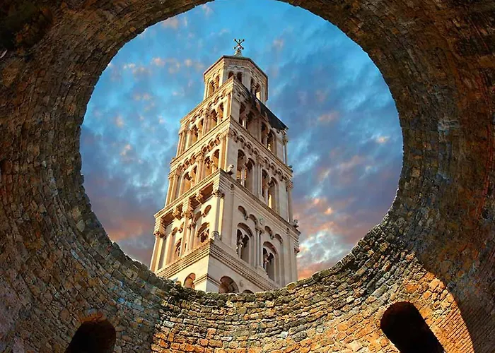 Chic In Center Apartman